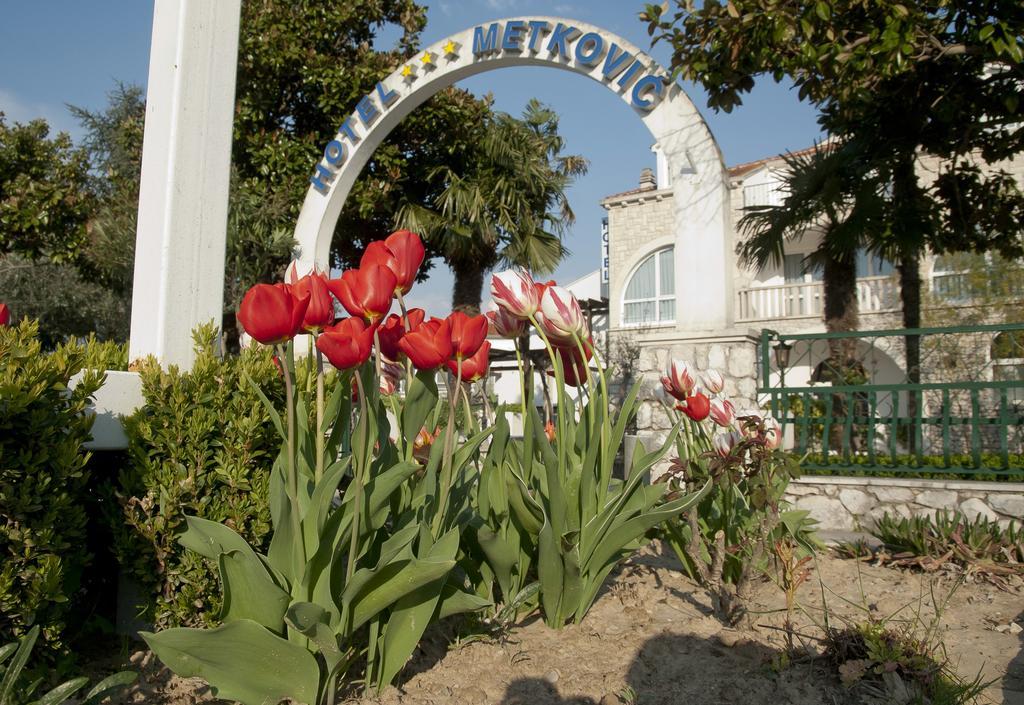 Hotel Metkovic Exterior photo