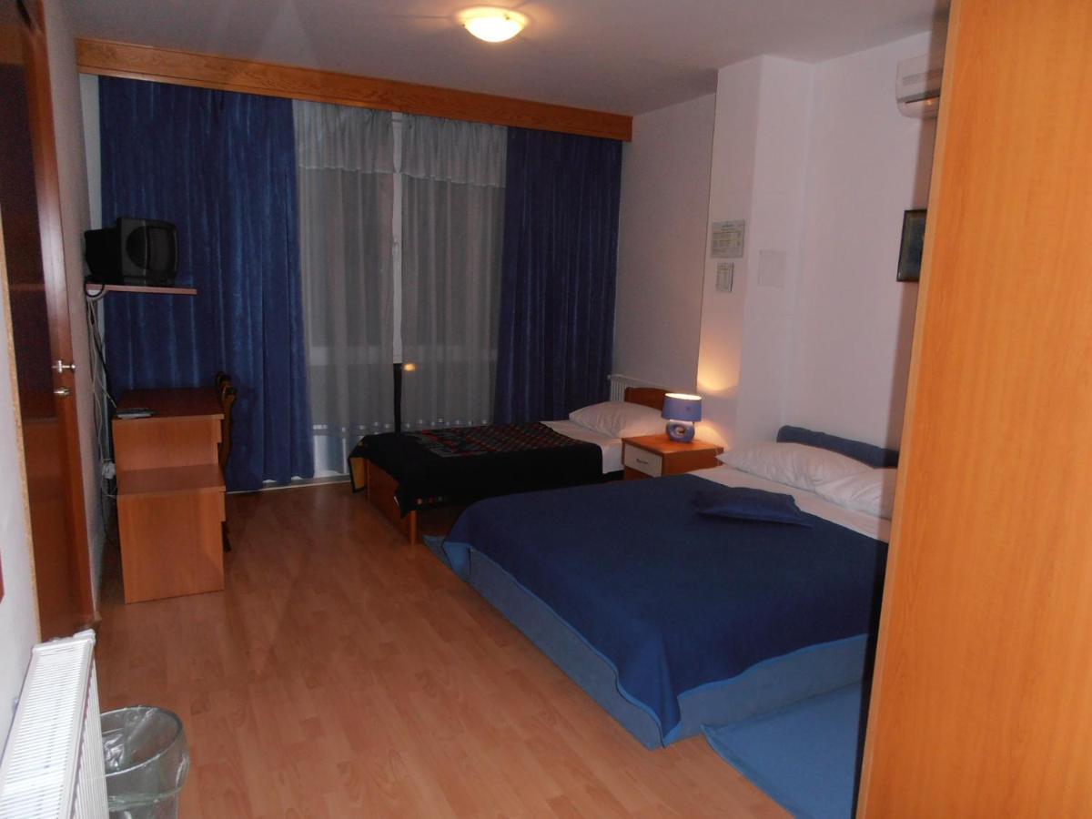 Hotel Metkovic Exterior photo