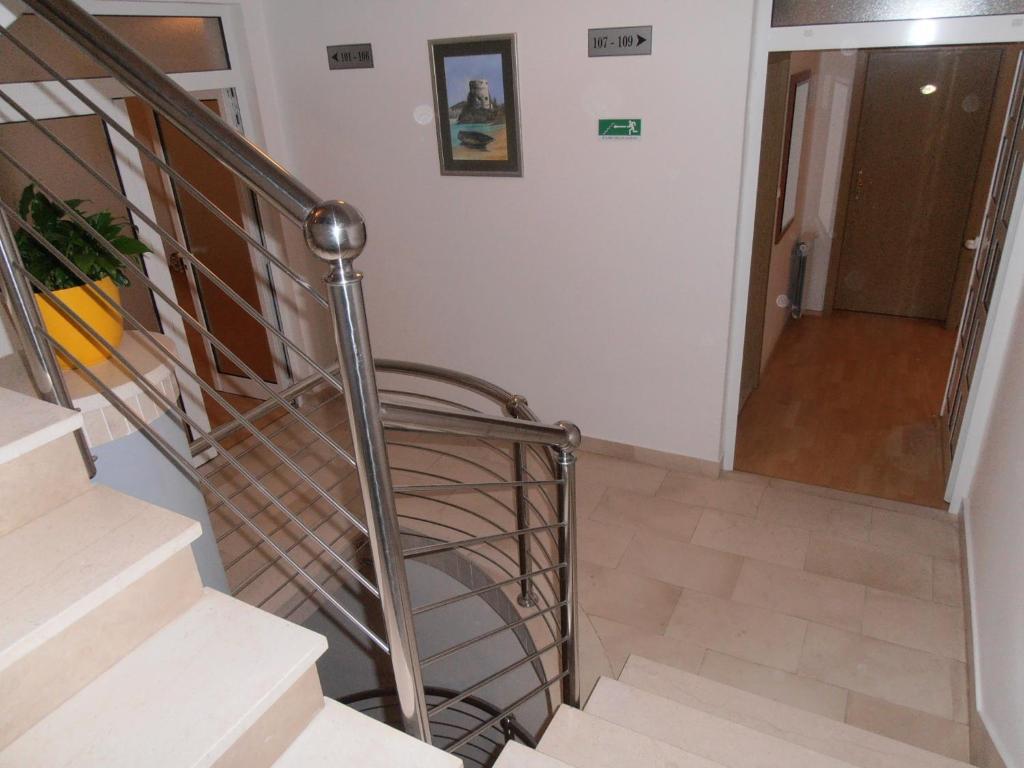 Hotel Metkovic Exterior photo