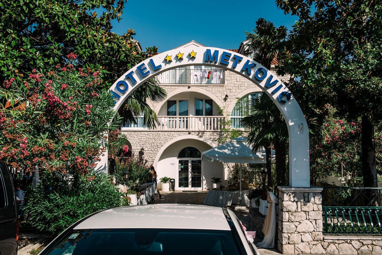 Hotel Metkovic Exterior photo